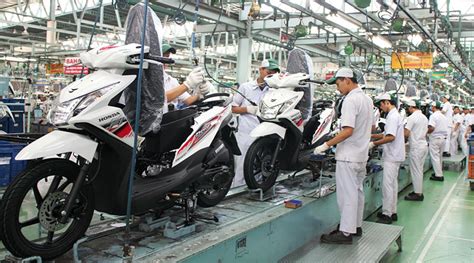 7 Alasan Honda Beat 2025 Bakal Bikin Kamu Lupa Diri! 7 Alasan Honda Beat 2025 Bakal Bikin Kamu Lupa Diri!