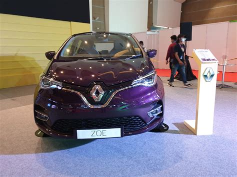 5 Alasan Mobil Listrik Renault Wajib Dimiliki di Tahun 2023 5 Alasan Mobil Listrik Renault Wajib Dimiliki di Tahun 2023