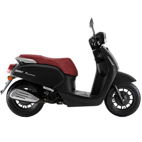 5 Milyar Buat New Benelli? Yuk Intip Harga Skutik and Naked Terbaru! 5 Milyar Buat New Benelli? Yuk Intip Harga Skutik and Naked Terbaru!