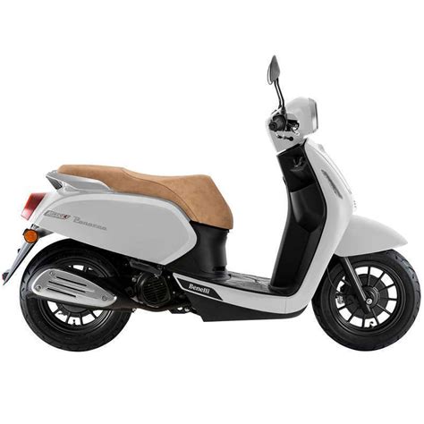 5 Milyar Buat New Benelli? Yuk Intip Harga Skutik and Naked Terbaru! 5 Milyar Buat New Benelli? Yuk Intip Harga Skutik and Naked Terbaru!