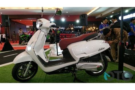 7 Fakta Menarik tentang Harga Kymco Like 150i: Dapatkan Skuter Idaman Mulai dari Rp 25 Jutaan! 7 Fakta Menarik tentang Harga Kymco Like 150i: Dapatkan Skuter Idaman Mulai dari Rp 25 Jutaan!