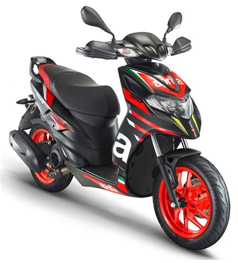 7 Fakta Mengejutkan Harga Aprilia SR 160 2024: Lebih Murah dari NMAX? 7 Fakta Mengejutkan Harga Aprilia SR 160 2024: Lebih Murah dari NMAX?