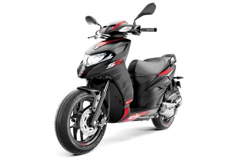 7 Fakta Mengejutkan Harga Aprilia SR 160 2024: Lebih Murah dari NMAX? 7 Fakta Mengejutkan Harga Aprilia SR 160 2024: Lebih Murah dari NMAX?