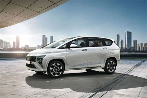 7 Fakta Mengejutkan Hyundai Stargazer Listrik: Harga di Bawah 500 Juta? 7 Fakta Mengejutkan Hyundai Stargazer Listrik: Harga di Bawah 500 Juta?