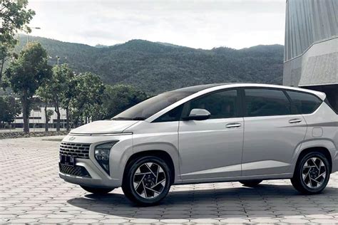 7 Fakta Mengejutkan Hyundai Stargazer Listrik: Harga di Bawah 500 Juta? 7 Fakta Mengejutkan Hyundai Stargazer Listrik: Harga di Bawah 500 Juta?